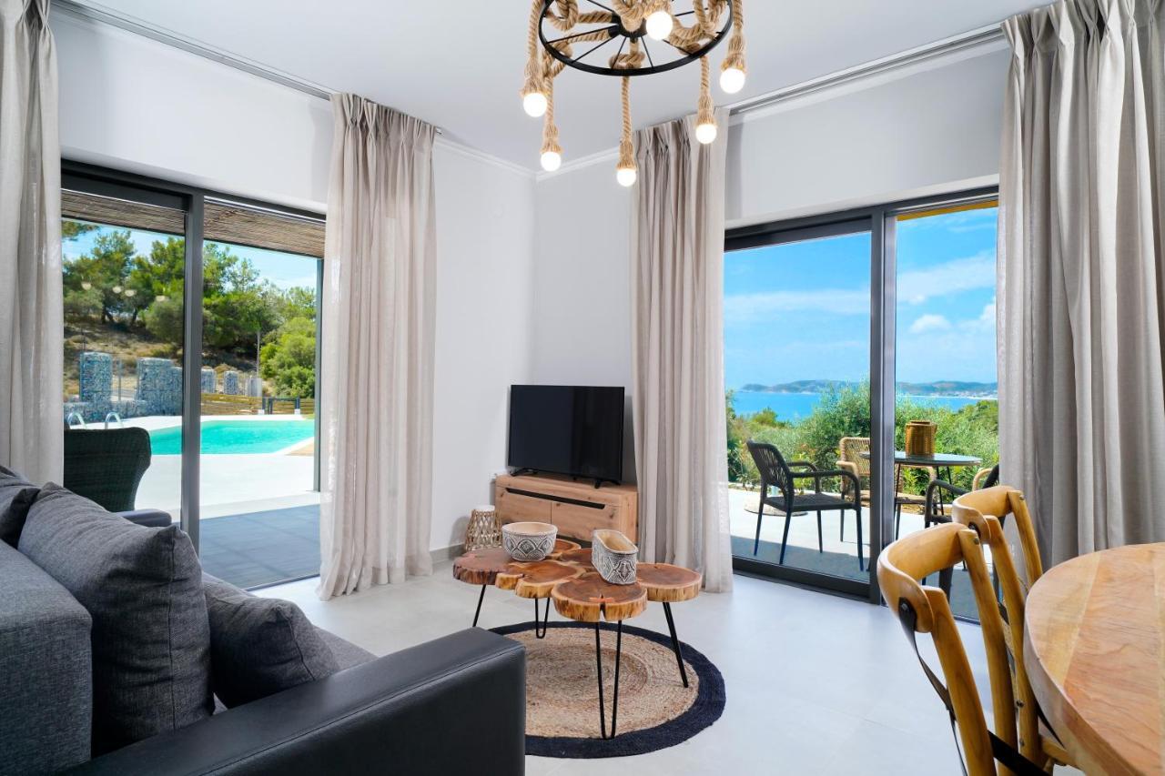 Videre Luxury Suites Potos Exterior photo