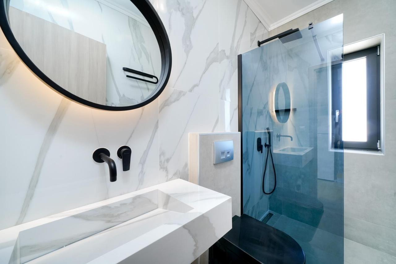 Videre Luxury Suites Potos Exterior photo